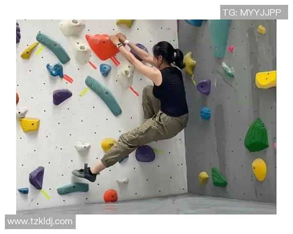 杭州攀岩队与重庆攀岩队赛后复盘分析两队节奏与表现的对比探讨